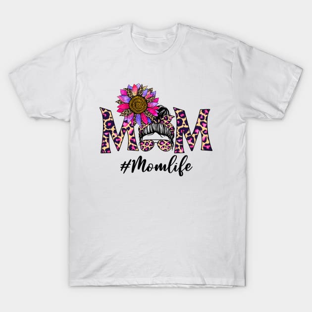 MOM LIFE T-Shirt by Myartstor 